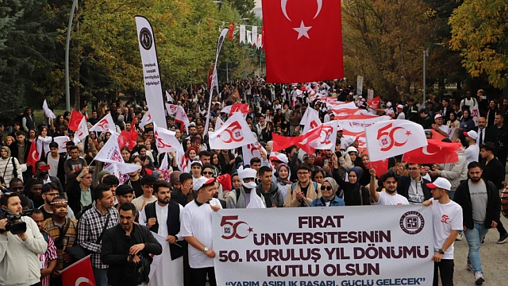 Fırat Üniversitesinde 50. yıl yürüyüşü coşkuyla gerçekleştirildi