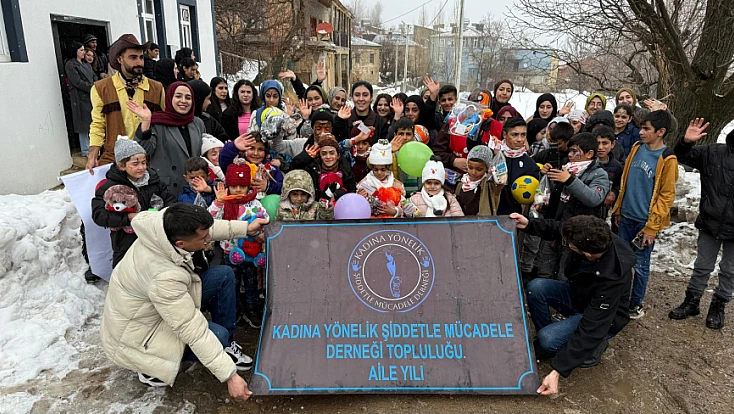 Gülnar Karagöl Van Gevaş’ta yüreklere dokundu