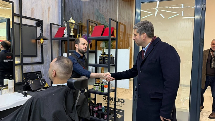 Milletvekili Nazırlı esnaf ve vatandaşlarla buluştu