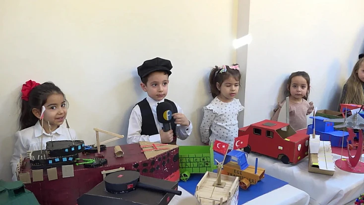 Minik mühendisler eserlerini anlattı