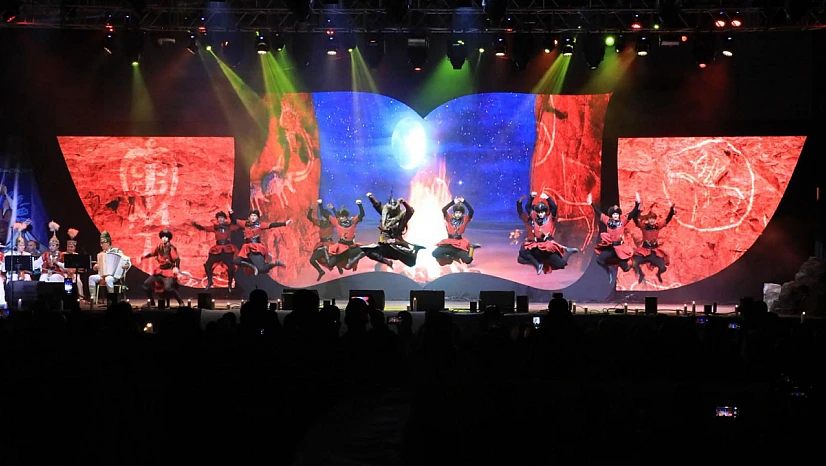 28'inci Uluslararası Hazar Şiir Akşamları büyüledi