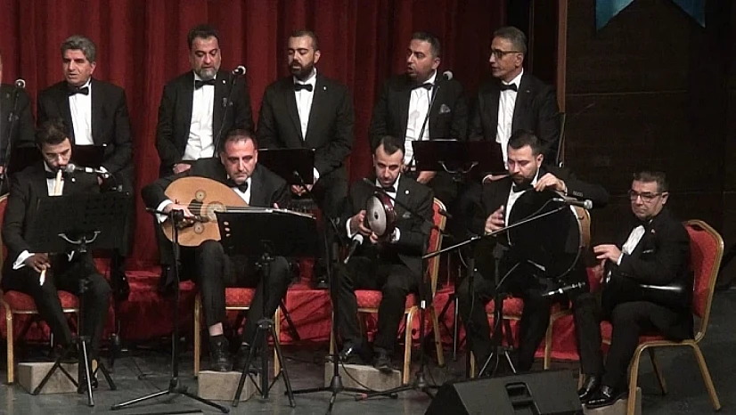 Elazığ Devlet Klasik Türk Müziği Korosu'ndan 'Hazan Mevsimi' konseri