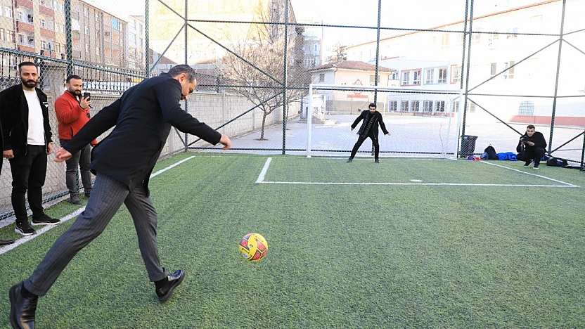 Başkan Şerifoğulları, çocukların neşesine ortak oldu