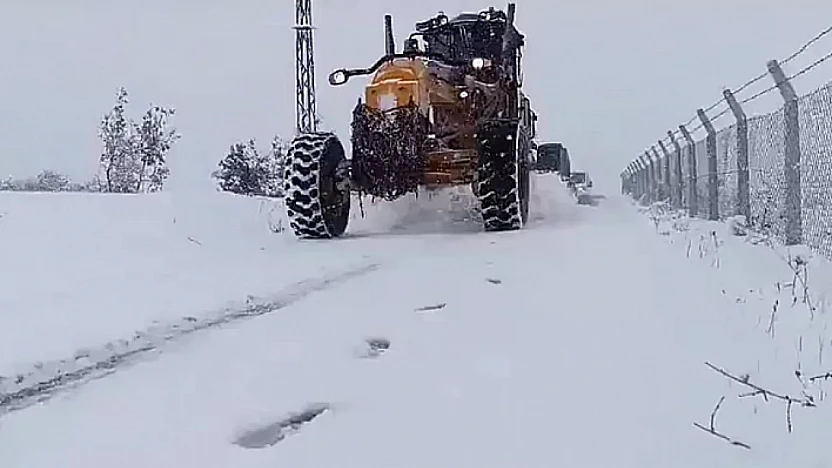 Elazığ'da 259 köy yolu ulaşıma kapandı