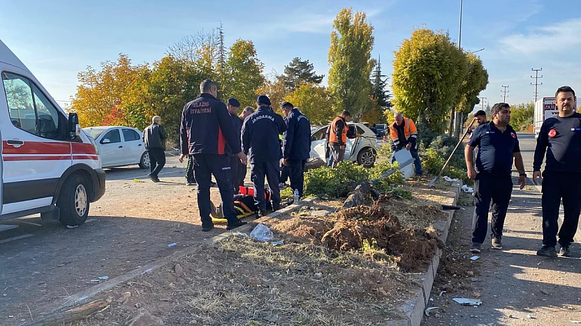 Elazığ - Malatya karayolunda feci kaza