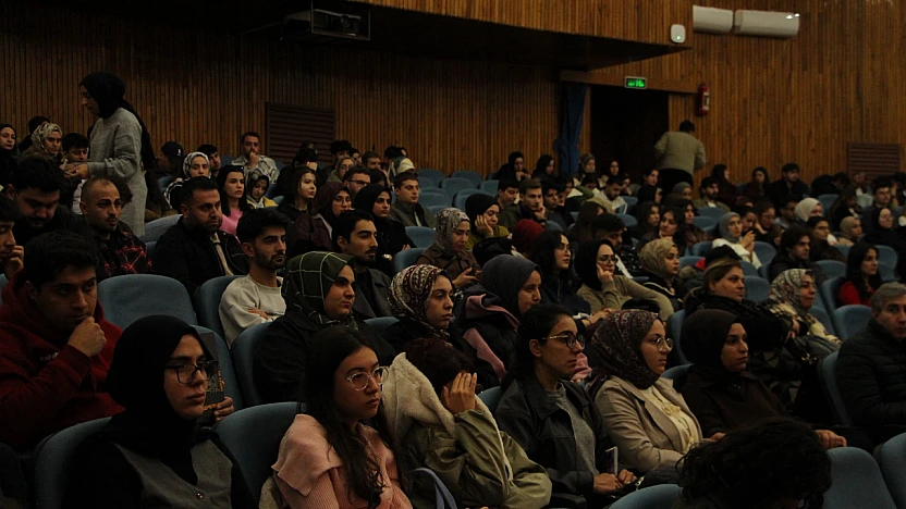 FÜ'de Mehmet Âkif'i anlamak konulu konferans