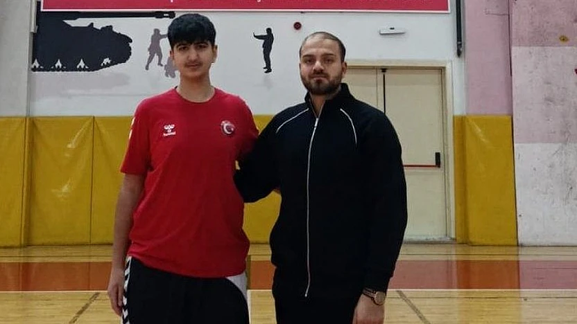 Gençlik ve Spor Kulübü Sporcusu M. Emir Yıldırım milli takım kampına davet edildi