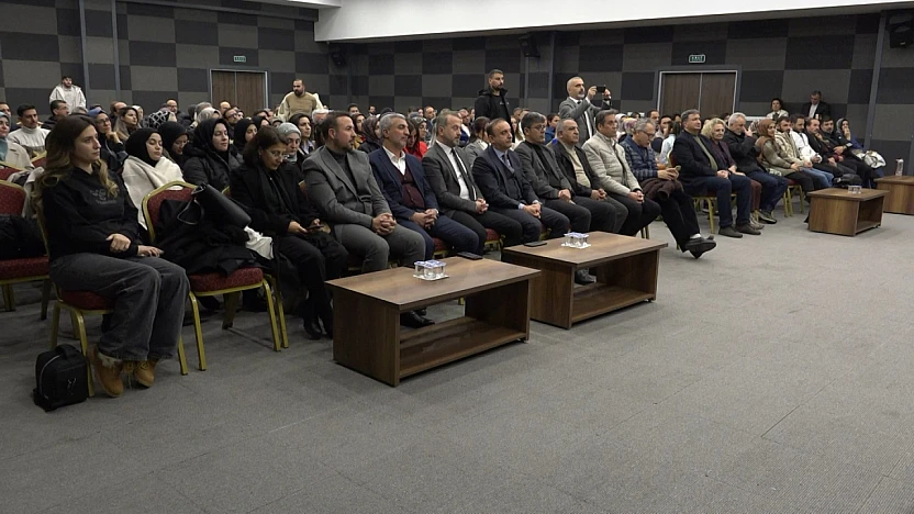 Nurullah Genç öğretmenlerle buluştu