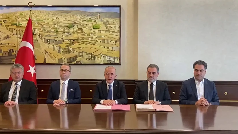 Vali Hatipoğlu himayesinde eğitimde iş birliği protokolü imzalandı