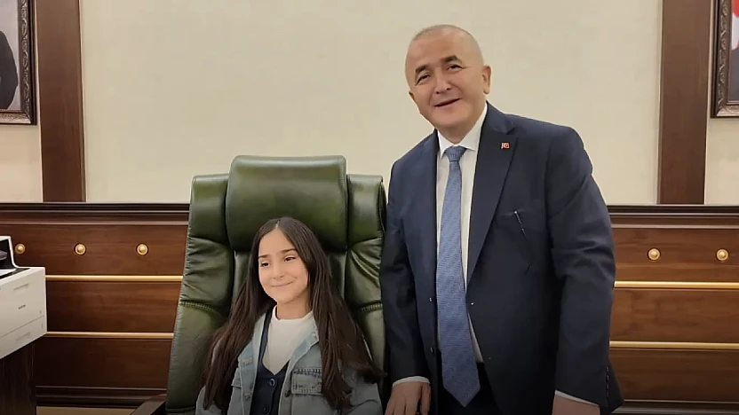 Vali Hatipoğlu, Küçük Eylül Mina'nın hayalini gerçekleştirdi