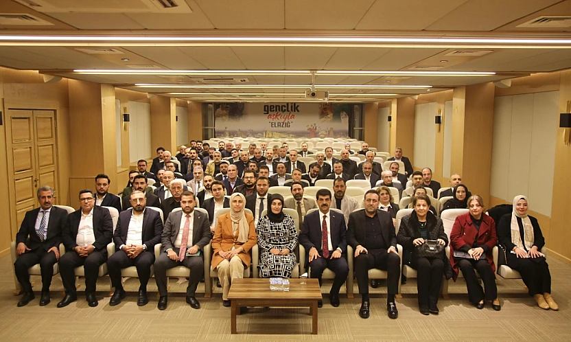 AK Parti'de yeni yönetim kurulu ilk toplantısını gerçekleştirdi