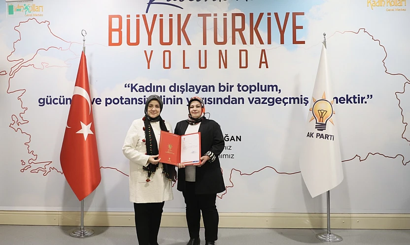 AK Parti Elazığ il kadın kollarında iki ilçede görev değişimi