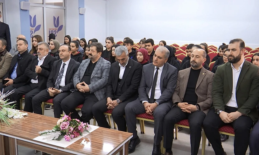 'Bir Bilenle Bilge Nesil' projesinin ilk durağı Ahmet Yesevi oldu