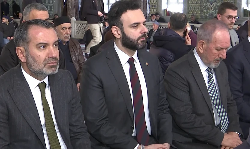 Depremde hayatını kaybedenler dualarla anıldı