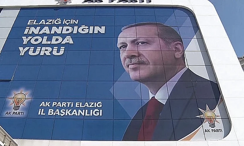Elazığ AK Parti Gençlik Kolları'ndan Büyük Başarı: Türkiye genelinde ilk 4'te