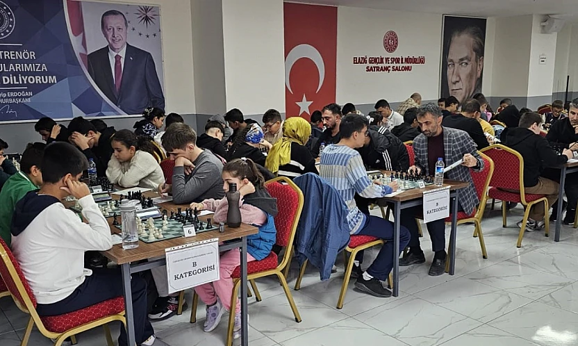 Elazığ Cumhuriyet Kupası Satranç Turnuvası tamamlandı