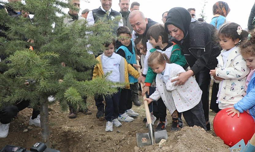 Elazığ'da 23 bin 650 fidan toprakla buluştu