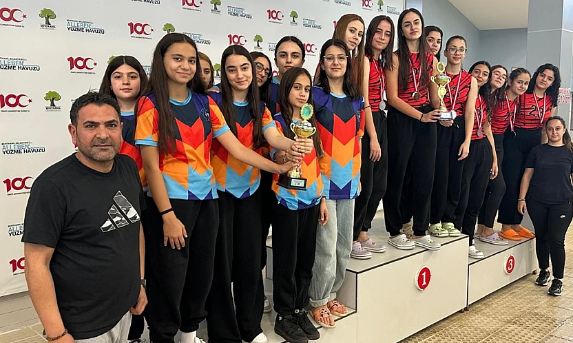 Elazığlı sporculardan sutopunda büyük başarı