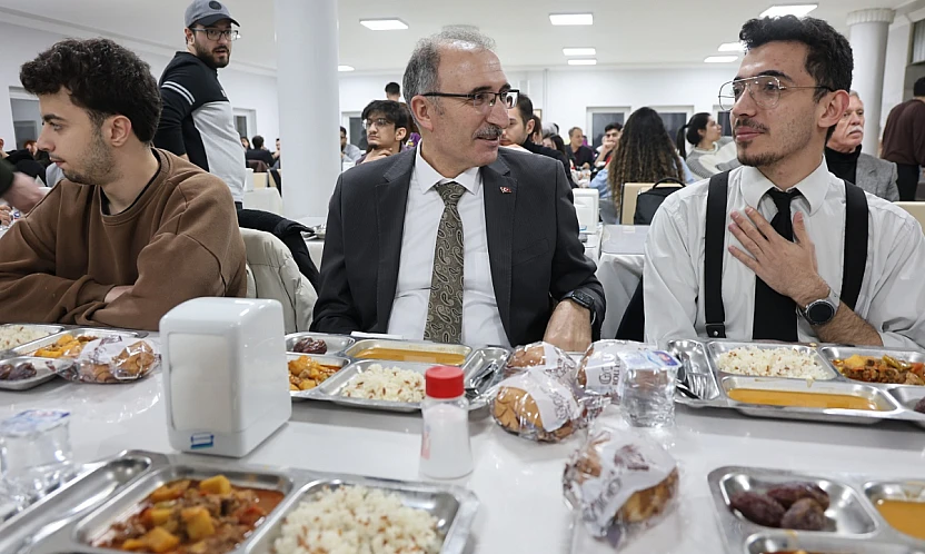 Fırat Üniversitesi, öğrencileri için iftar kampanyası başlattı