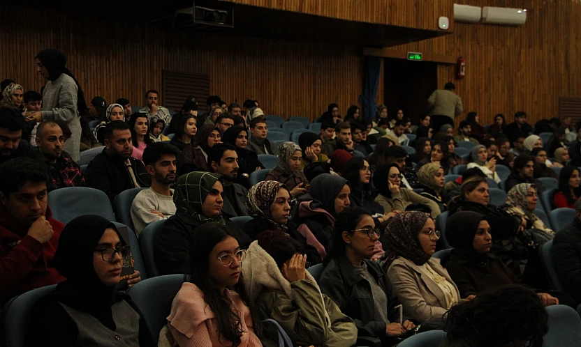 FÜ'de Mehmet Âkif'i anlamak konulu konferans