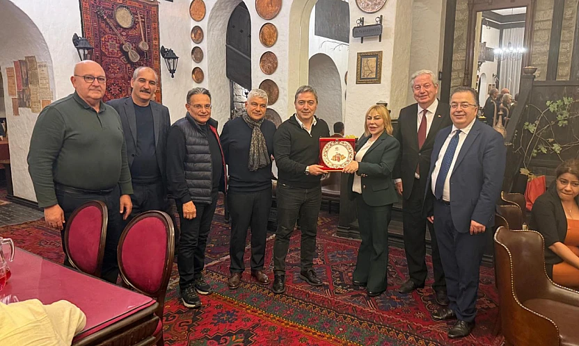 Harput Senfonisi'nin gerçekleşmesinde emeği geçenlere plaket verildi