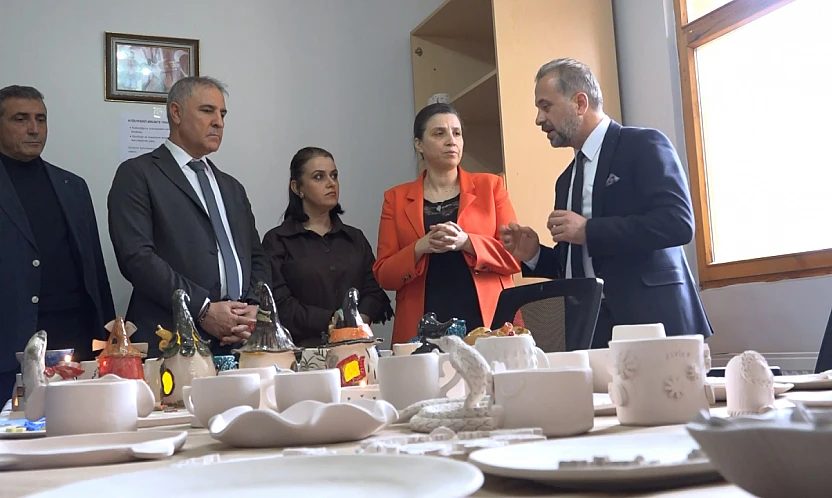 KADEM'den kadına yönelik şiddete karşı uluslararası mücadele günü etkinliği