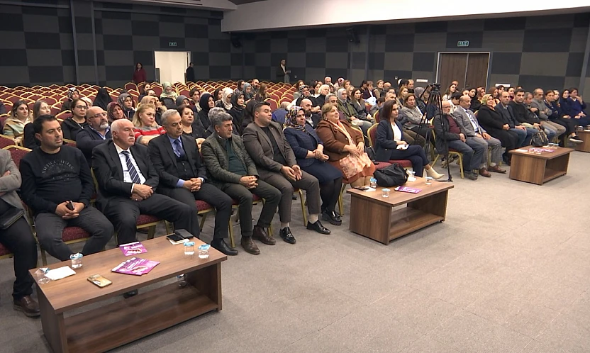 Kent Konseyi Kadın Meclisi'nden 'Kadın Hakları Günü' paneli