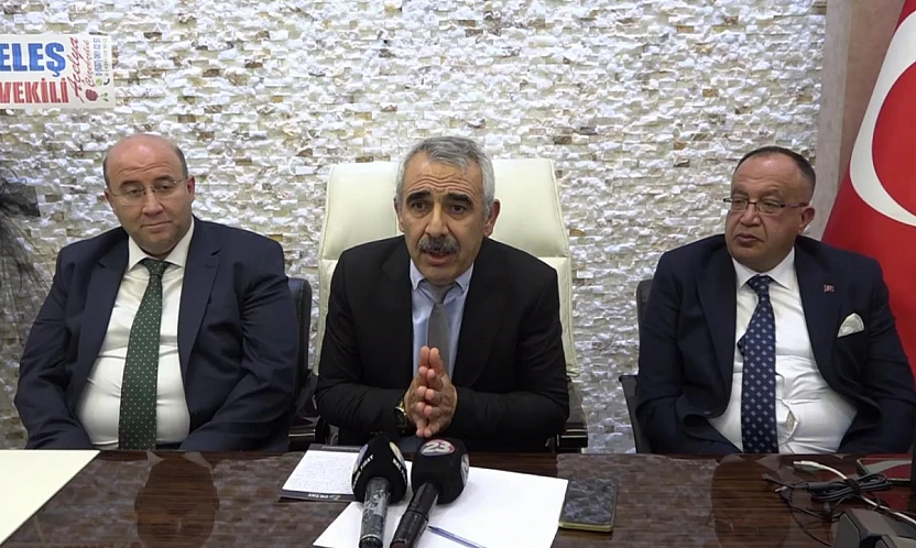 MASSAD'da bayrak değişimi