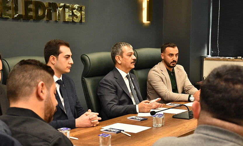 Milletvekili Keleş, Elazığ Belediyesi Gençlik Meclisi üyeleriyle buluştu