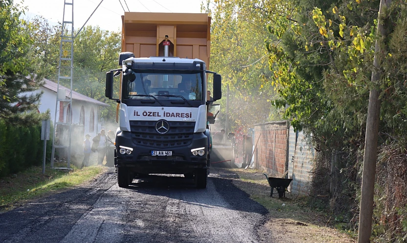 Muratbağı Köyü'nde BSK asfalt çalışması