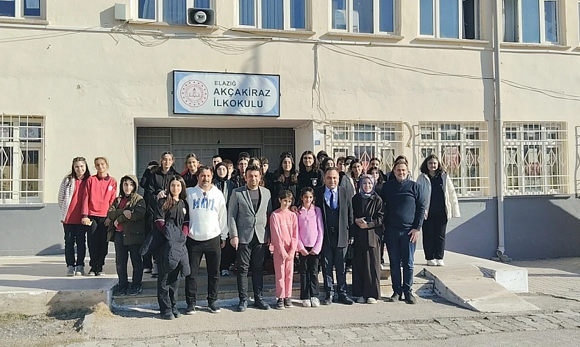 Öğrencilere yardım eli