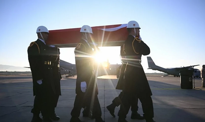 Şehitlerimize hüzünlü veda