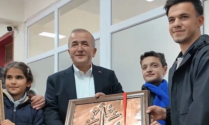 Vali Hatipoğlu'ndan özel eğitim okullarına ziyaret