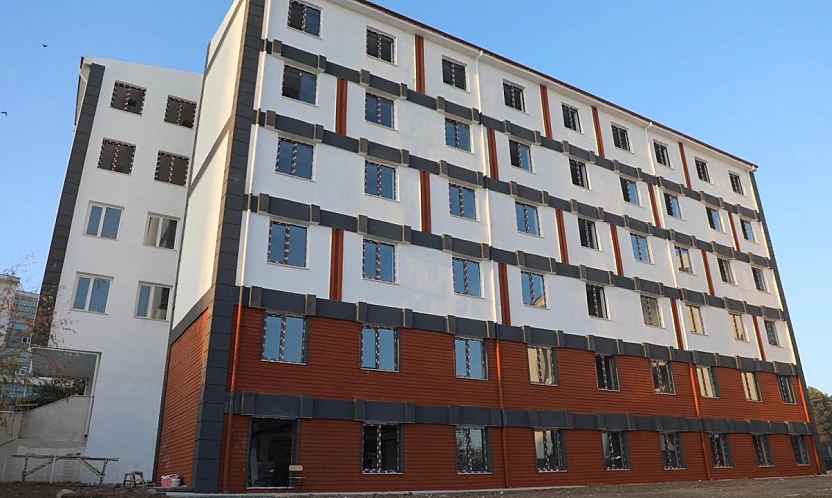 Vali Hatipoğlu'ndan Sare Ana Kız Öğrenci Yurdu'nda inceleme