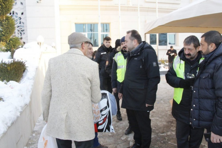 Milletvekili Ağar, Malatya'da depremzedeleri ziyaret etti 