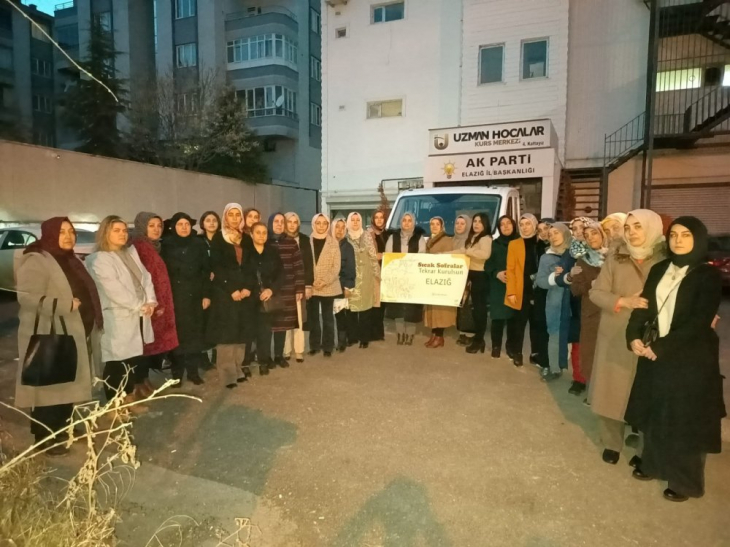 AK Parti Kadın Kollarından deprem bölgelerine mutfak seti kampanyası 