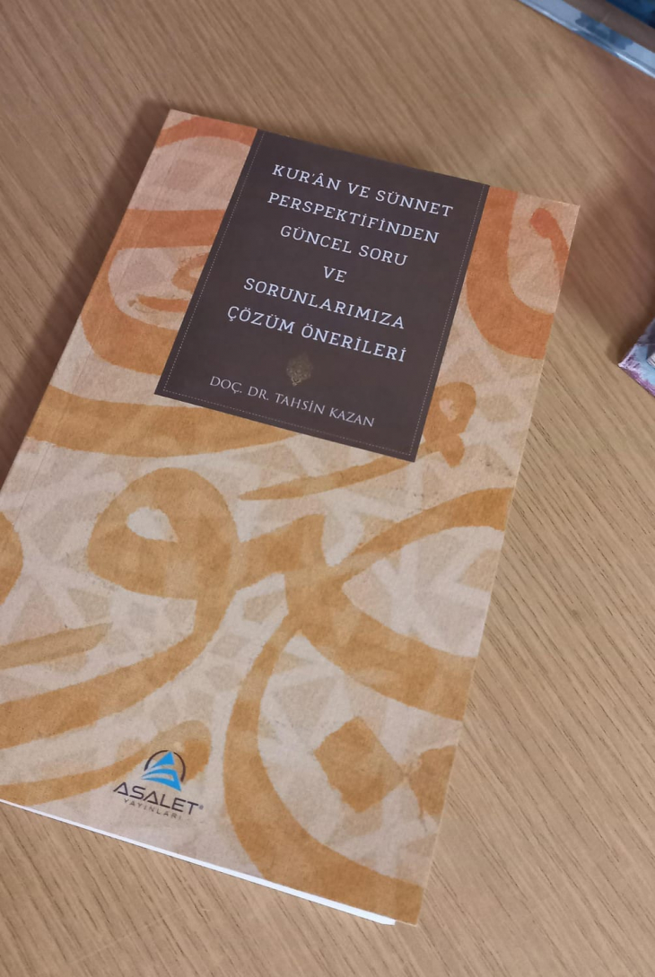 Kazan'ın 'Kuran ve Sünnet Perspektifinden Güncel Soru Ve Sorunlarımıza Çözüm Önerileri' adlı kitabı ile okuyucuları ile buluştu 